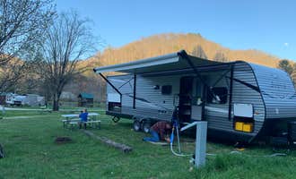 Camping near Furnace Mountain : Natural Bridge Campground, Slade, Kentucky