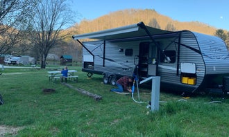 Camping near Nocomas Pass : Natural Bridge Campground, Slade, Kentucky