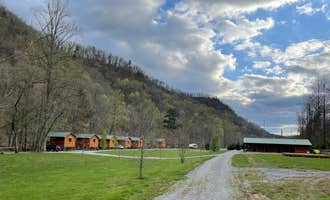 Camping near Pigeon River Campground: Pigeon River Campground , Hartford, Tennessee