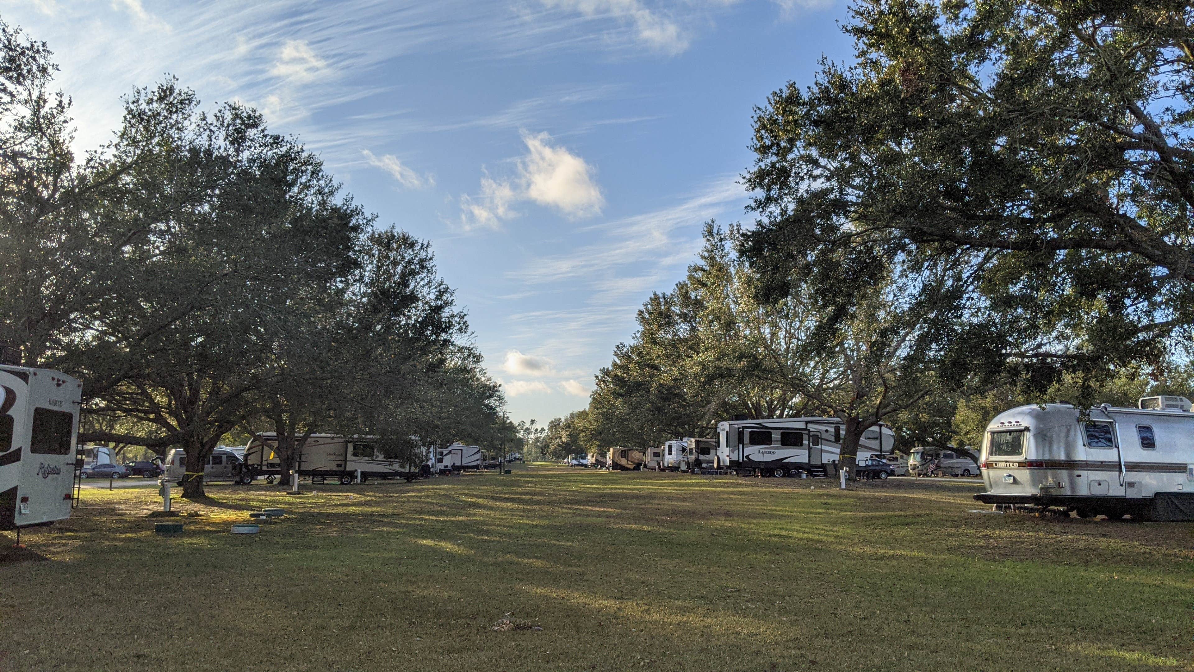 Camper submitted image from Escapees Rainbow Plantation RV Park - 2