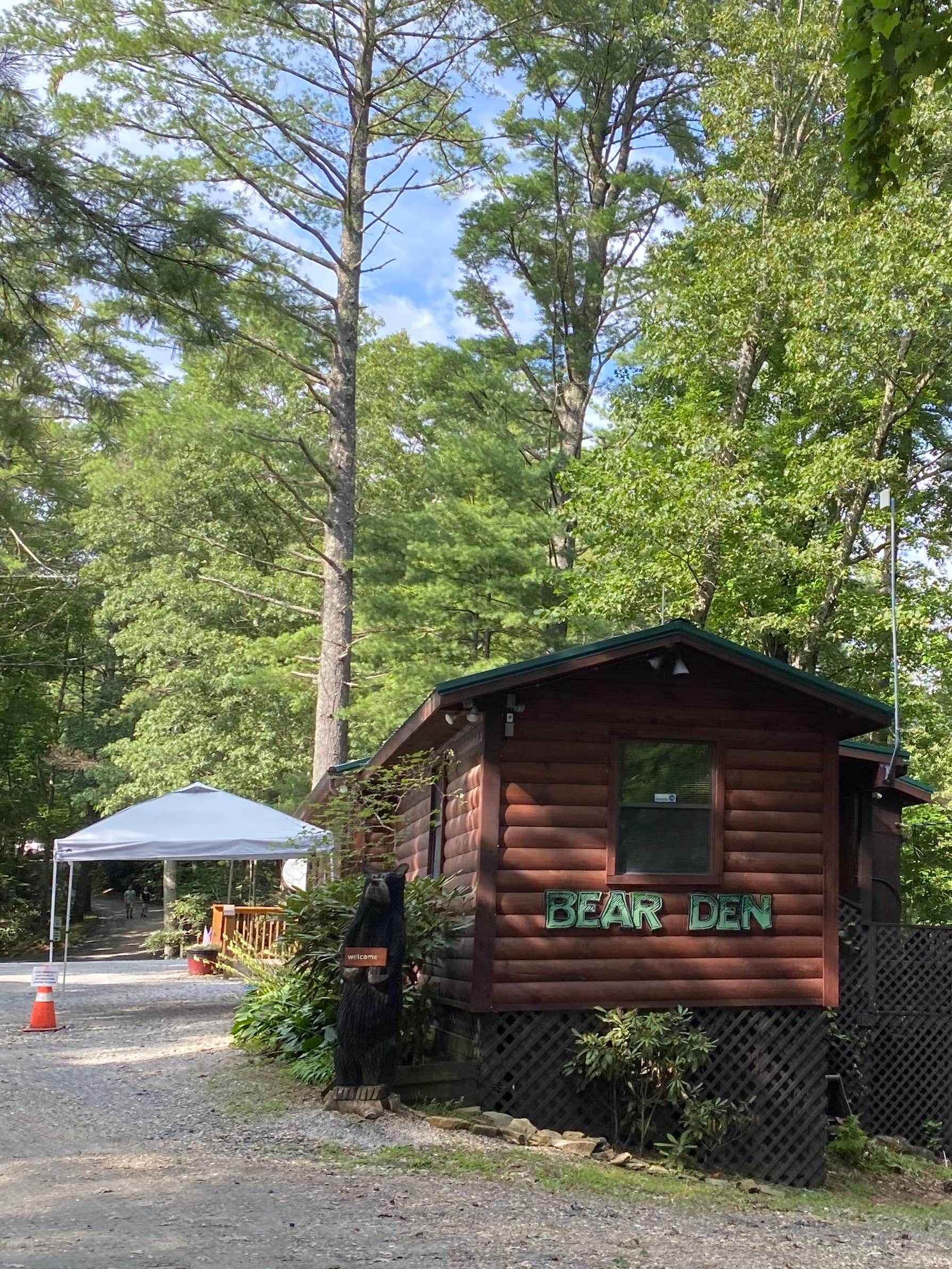 Emily B.'s photo of a cabin at Spacious Skies Bear Den near Butler, TN