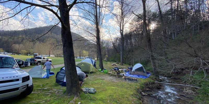 Camper submitted image from Smoky Mountain Meadows Campground