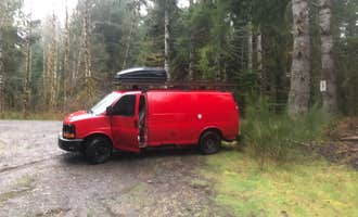 Camping near Cottonwood Campground: Upper Hoh Road Campsite, Olympic National Park, Washington