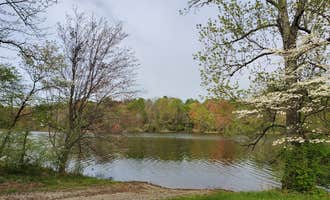 Camping near Cave-in-Rock State Park: Lake Mauzy East, Morganfield, Kentucky