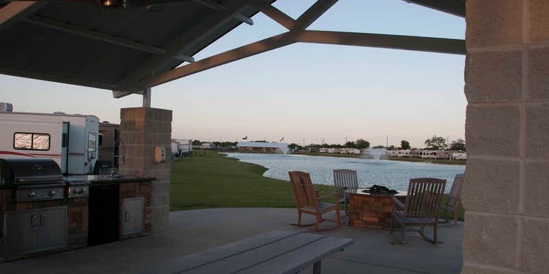 Camper submitted image from Mont Belvieu RV Resort