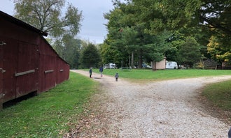 Camping near Hennepin Canal Parkway State Park: Condits Ranch, Hennepin, Illinois
