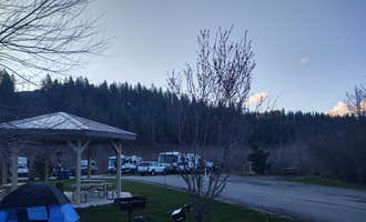Camping near Crystal Gold Mine: By the Way Campground, Kingston, Idaho