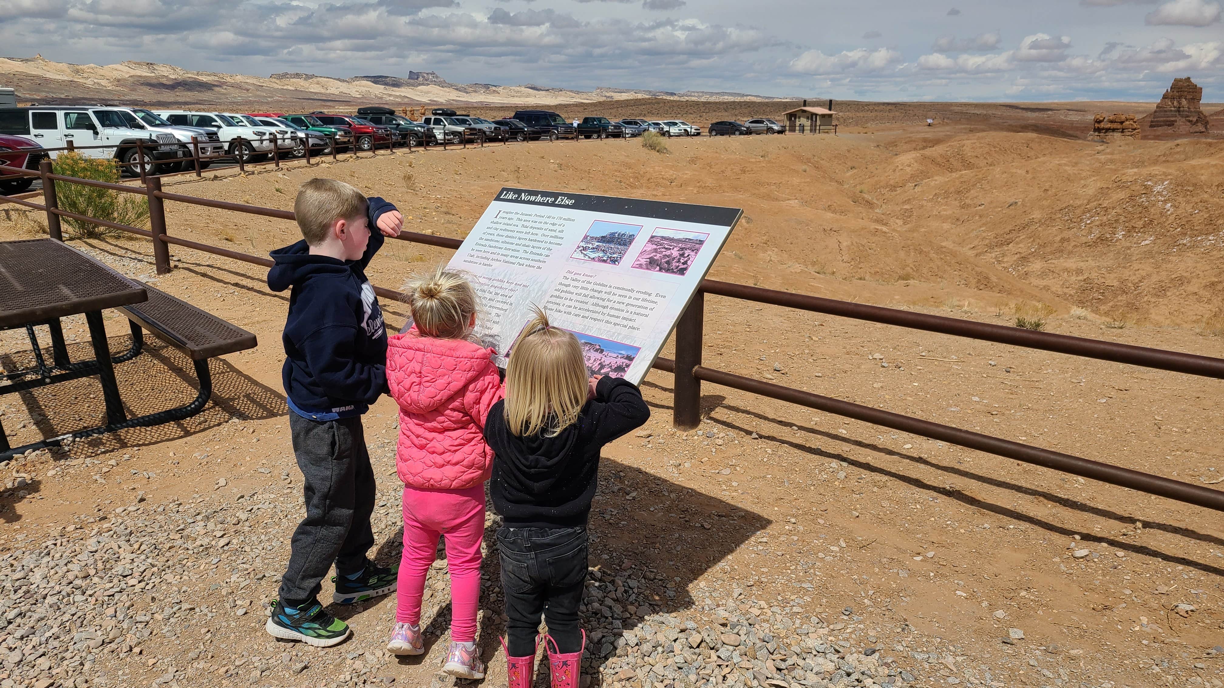 Camper submitted image from Dispersed Campground - Goblin Valley - 4