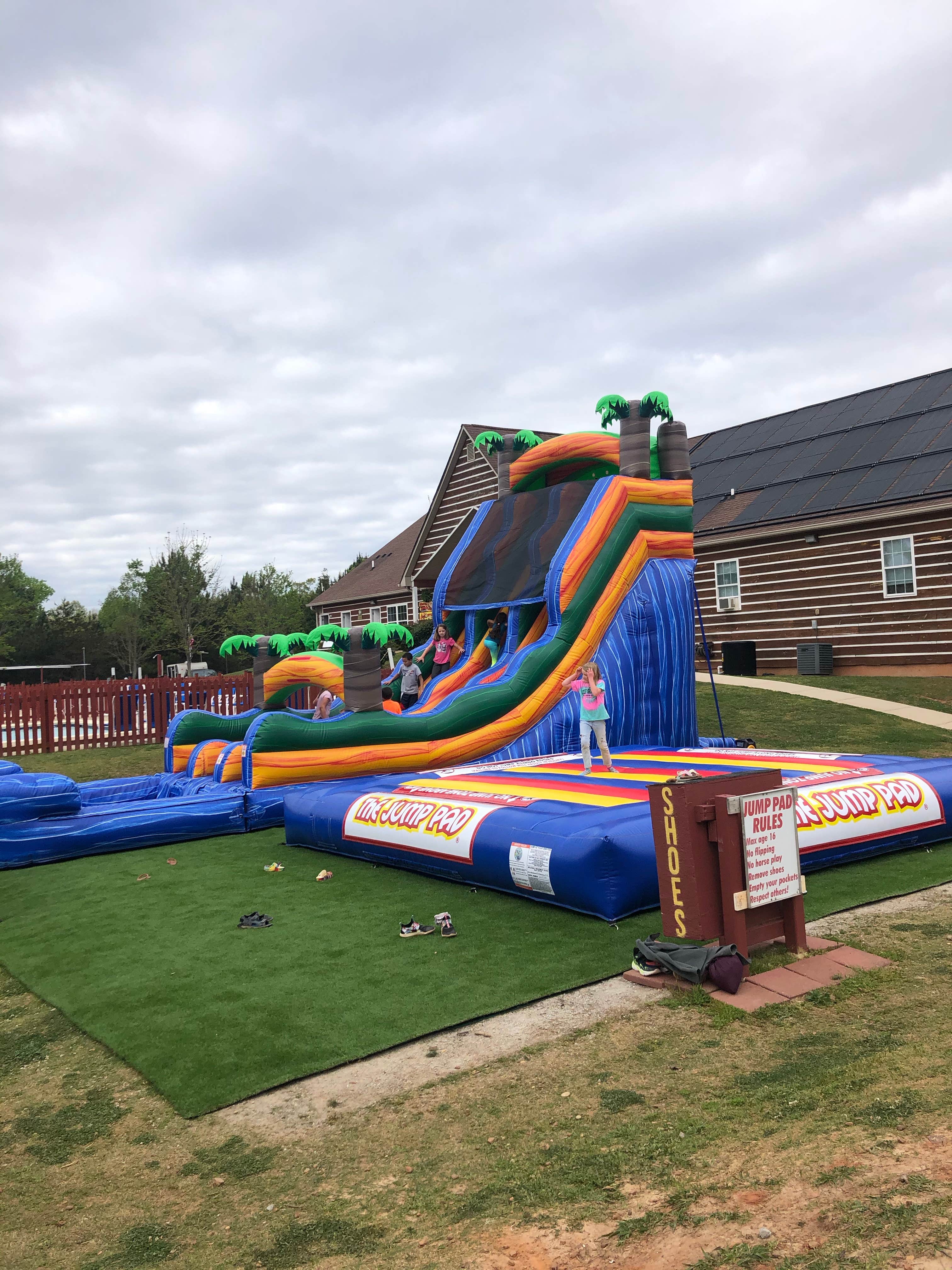 Yogi Bear’s Jellystone Park: Louisiana Fun For The Whole Crew!