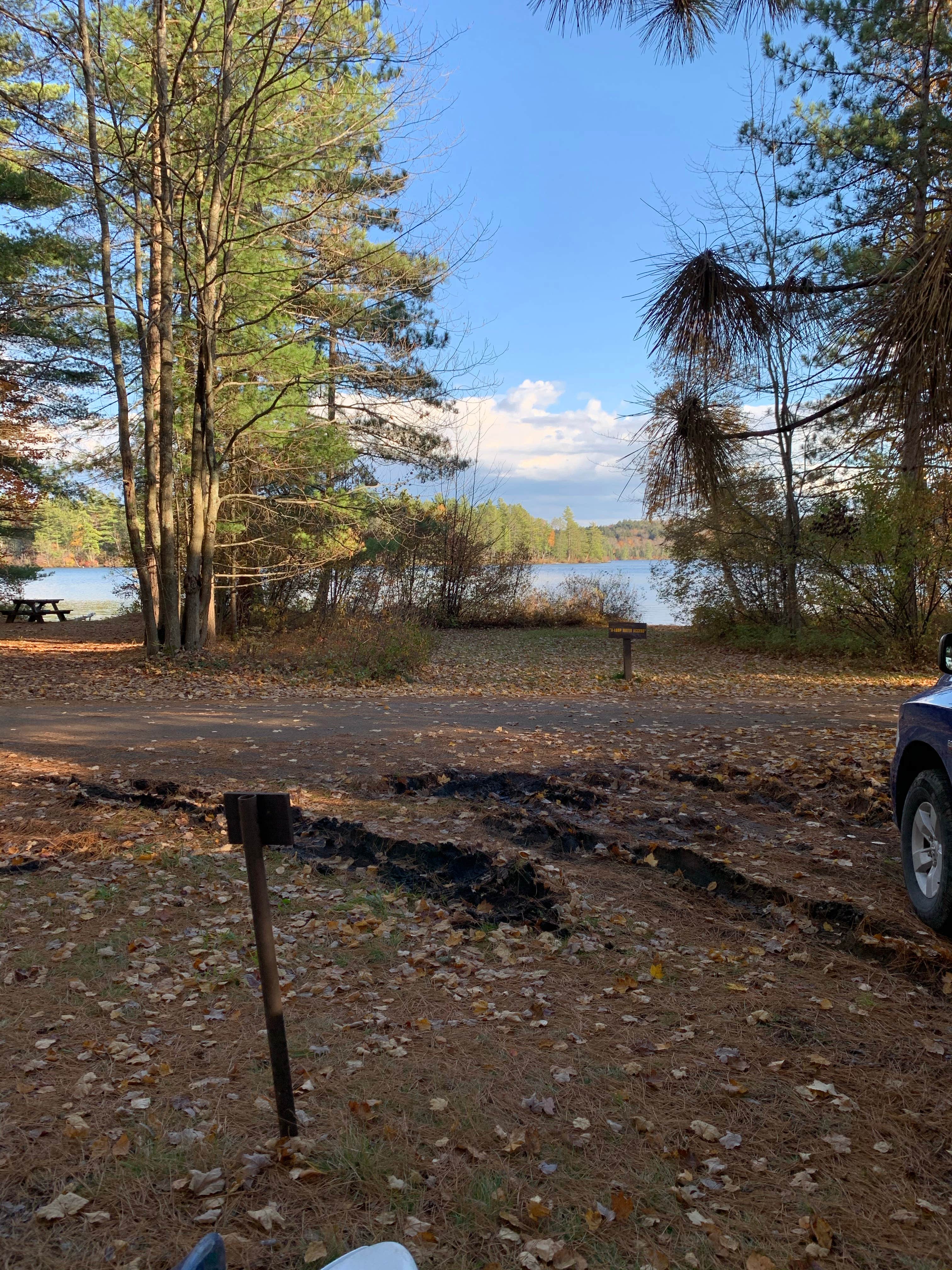 Escape to Serenity: Unplug and Recharge at Fish Creek Ponds Campground