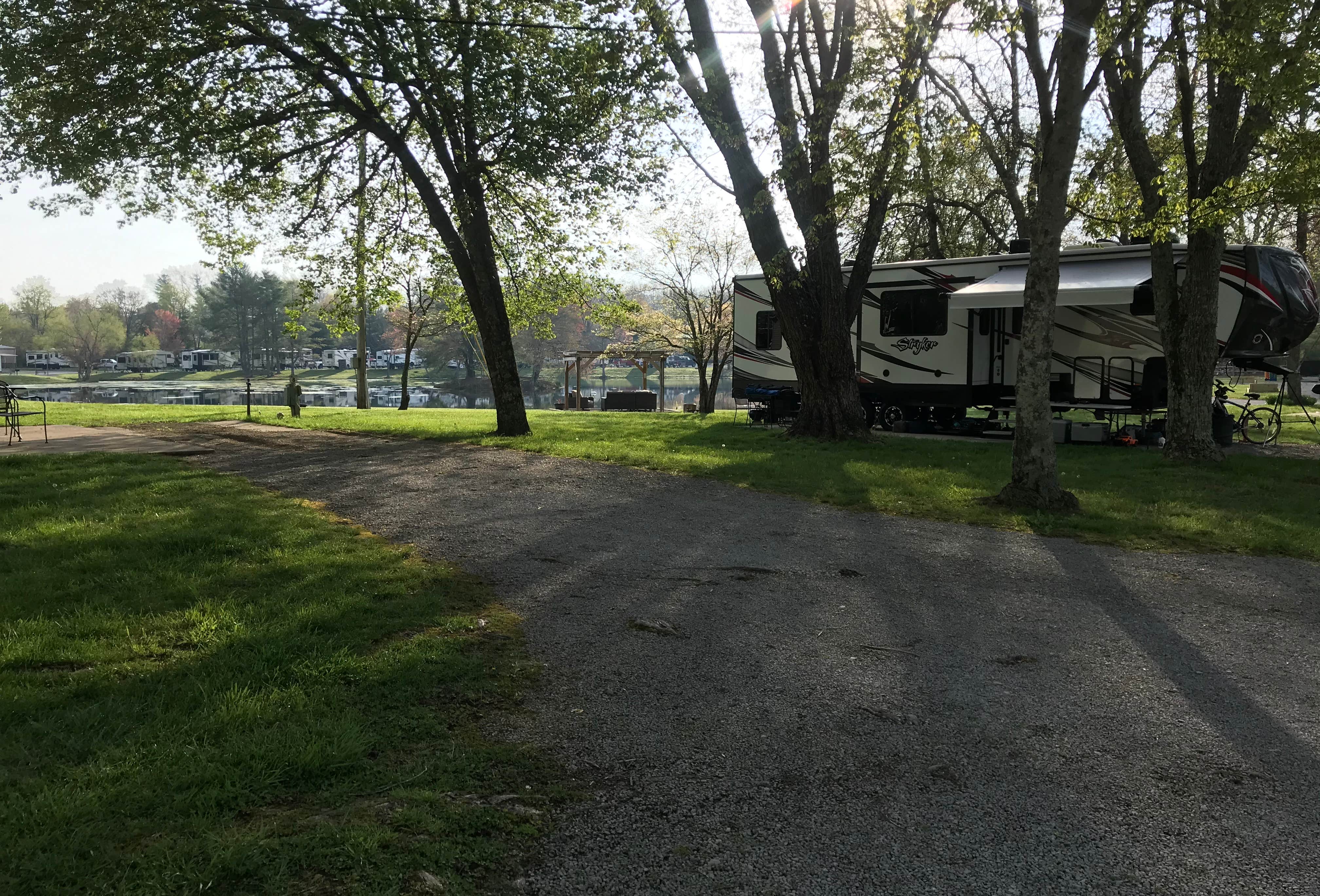 Spring Lake RV Resort | Crossville, Tennessee