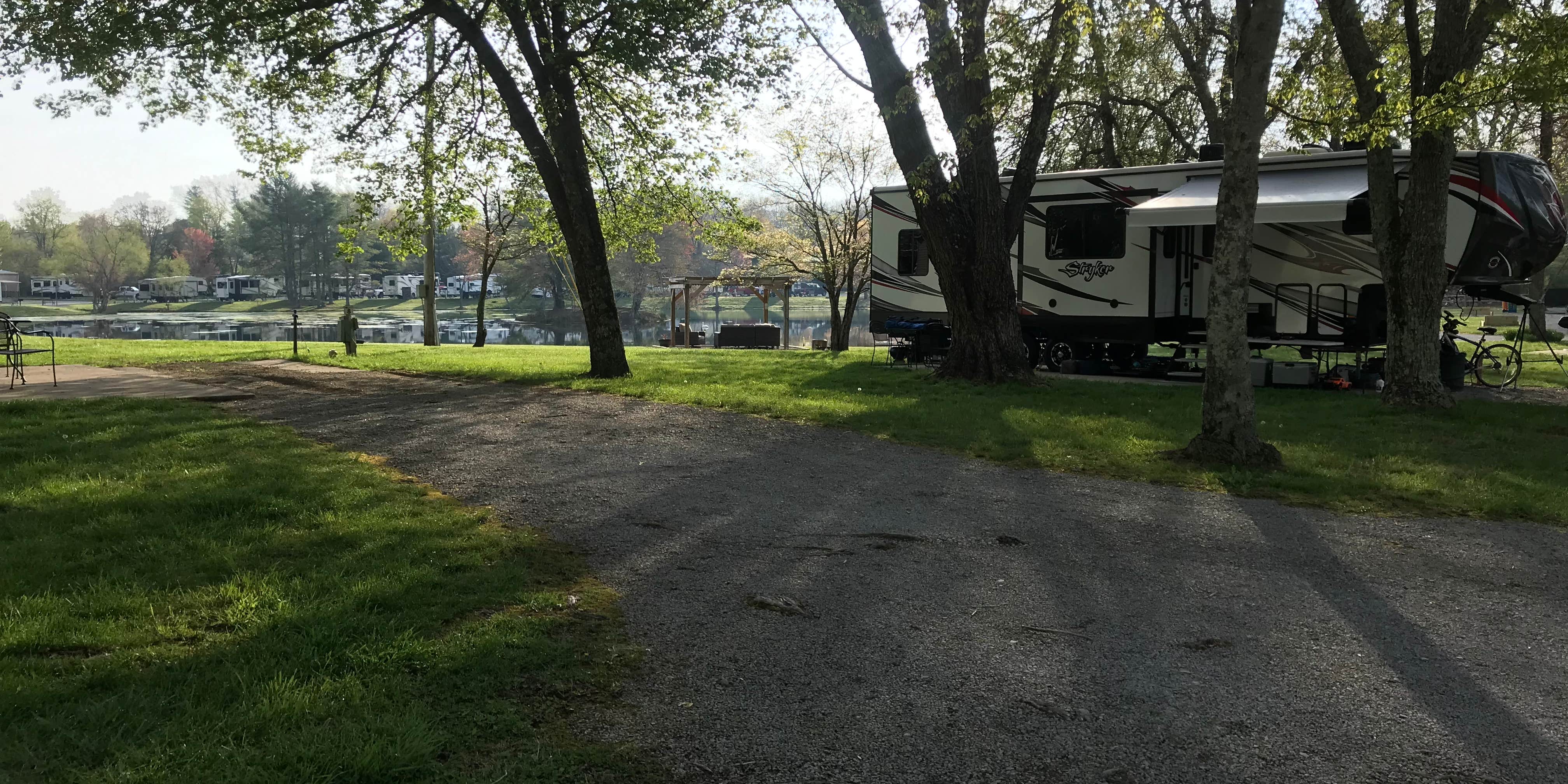 Spring Lake RV Resort | Crossville, Tennessee