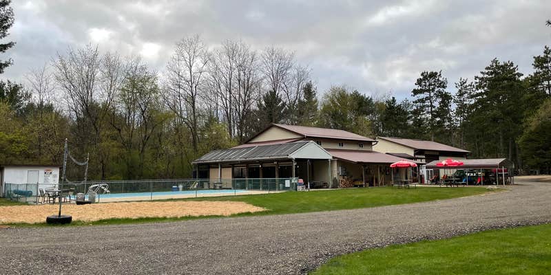 Camper submitted image from Buffalo Lake Camping Resort