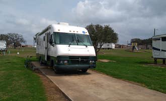 Camping near Lake Wood Recreation Area: Hub City RV Park, Shiner, Texas