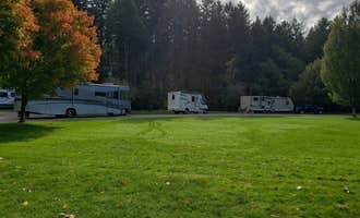 Camping near Hamlin Beach State Park Campground: Monroe County Webster Park, Webster, New York