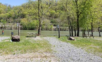 Camping near Greenbrier River Campground: Berrys Campground, Hinton, West Virginia