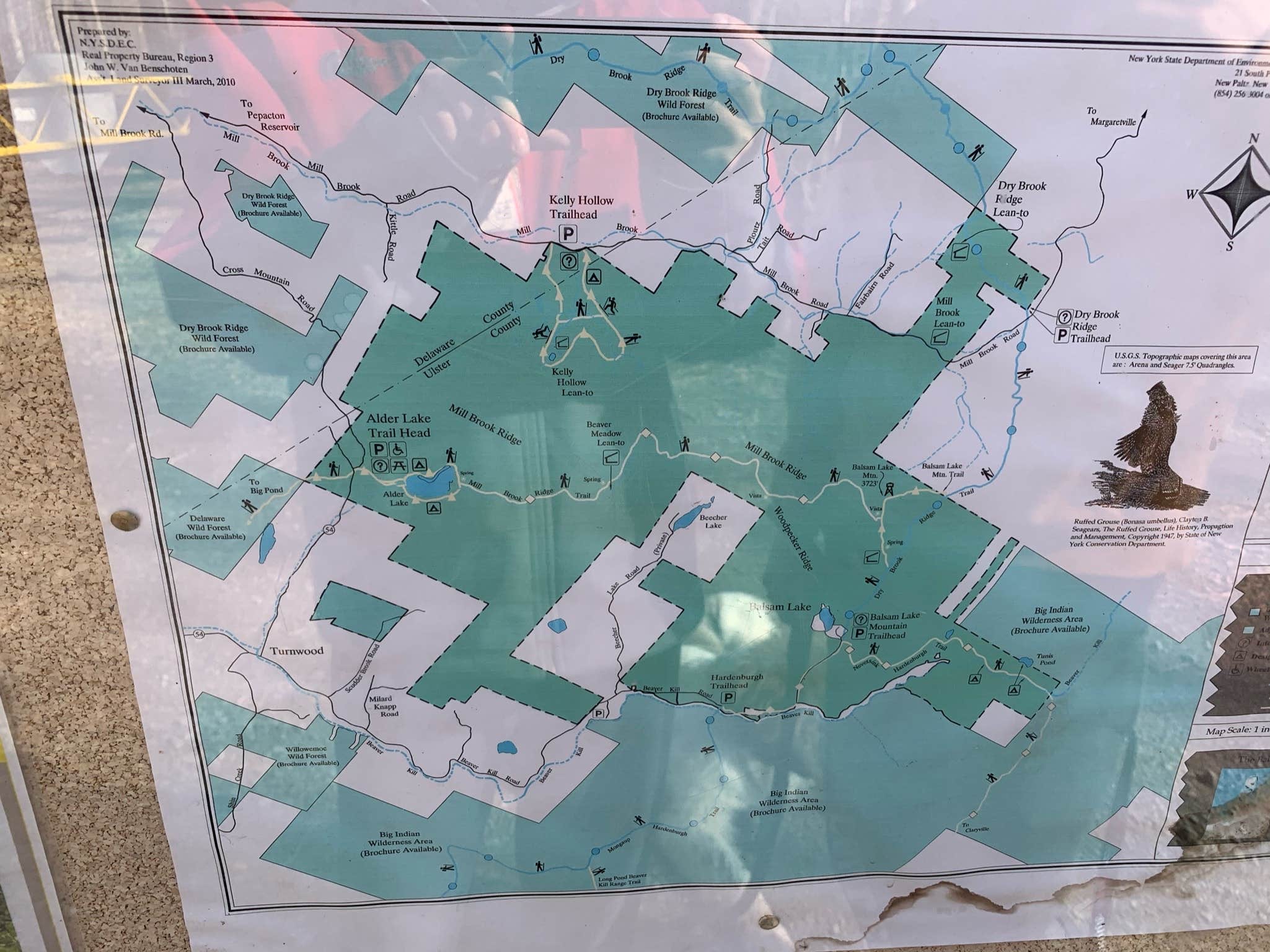 Signs & Maps