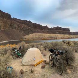 Ancient & Dusty Lake Trailhead