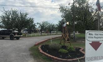 Camping near Military Park Altus AFB FamCamp: Rocking A RV Park, Quanah, Texas