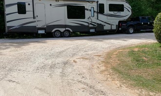 Camping near Chester State Park: Lynnwood Equestrian Center , Fort Mill, South Carolina