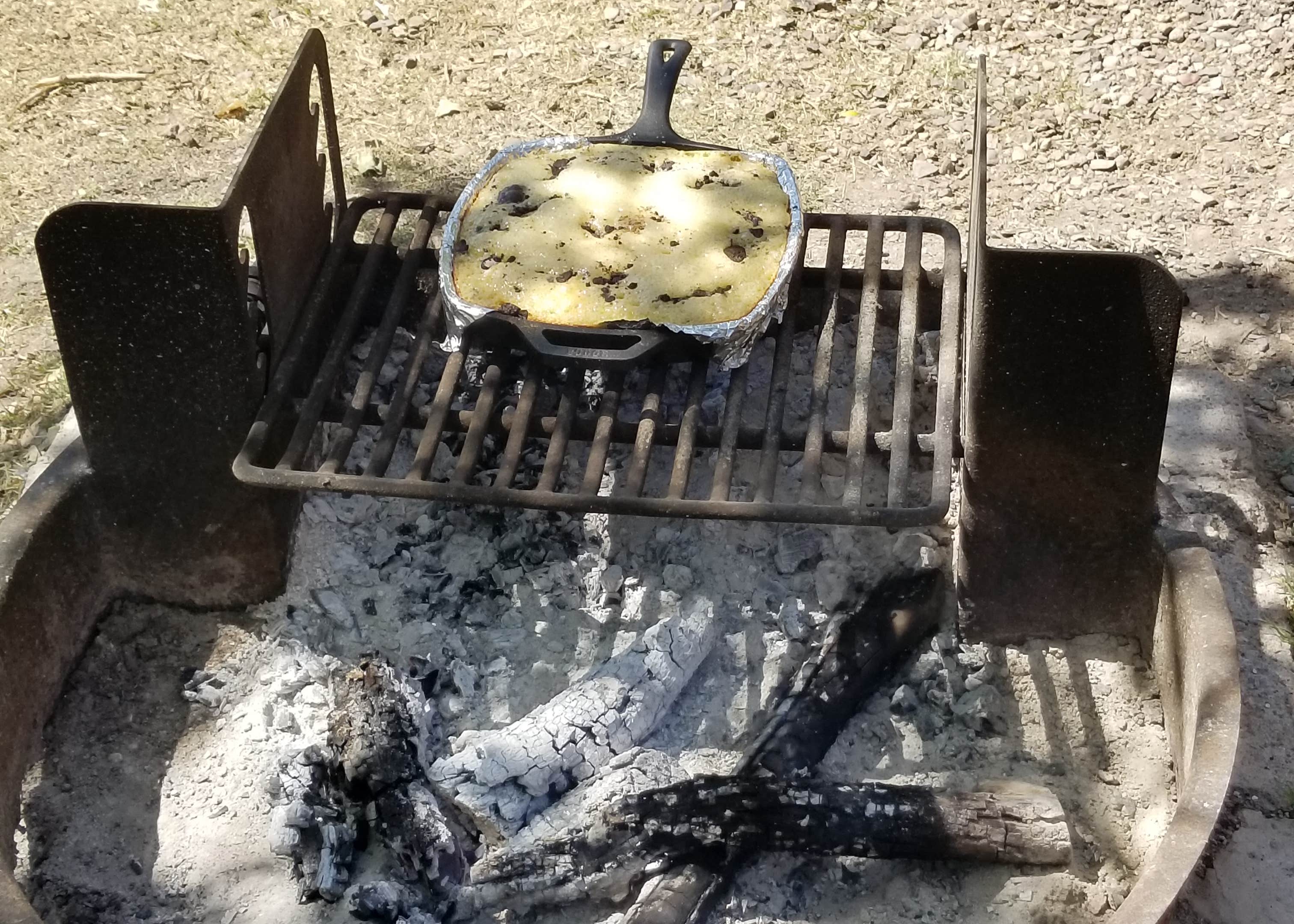 Lodge Cast Iron Sportsman's Grill for Sale in Colorado Springs, CO