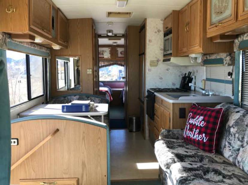 Camper submitted image from Retro RV Hippie Getaway - 3