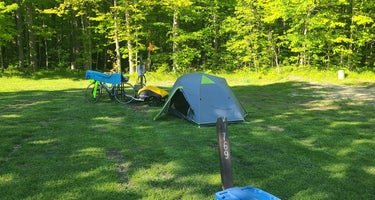 Leafy Oaks RV Park and Campground