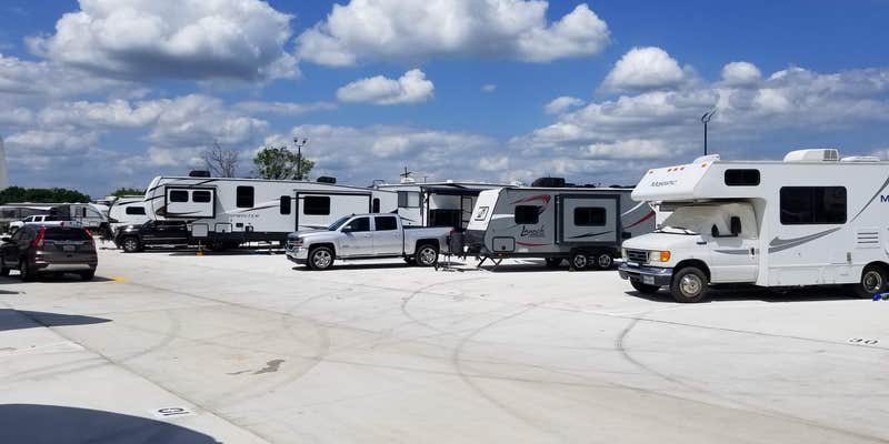 Camper submitted image from The Western RV Park