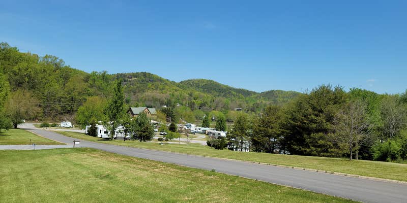 Camper submitted image from Smoker Holler RV Resort