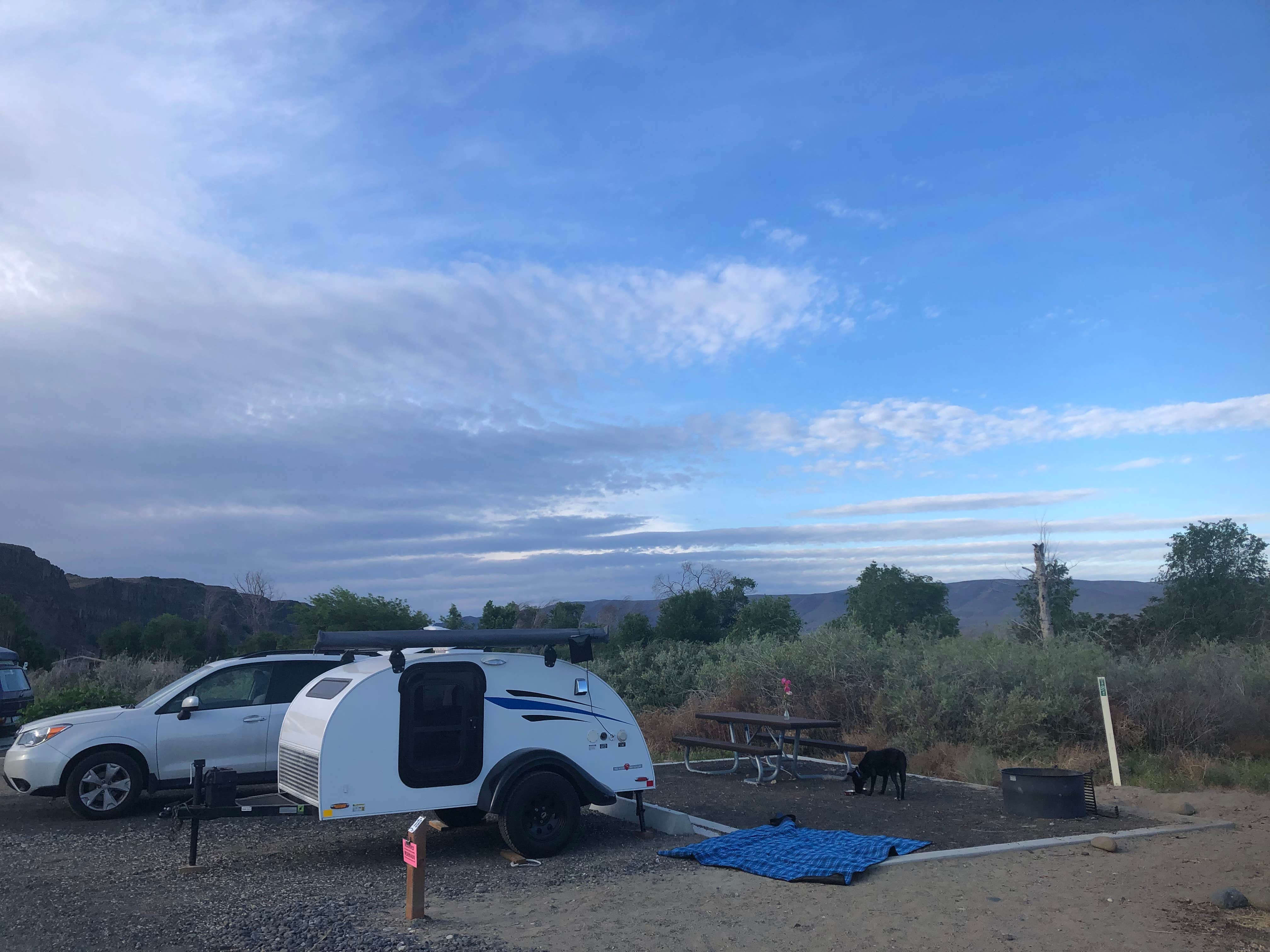 Camping near Ginkgo Petrified Forest State Park Campground: Sand Hollow Campground, Vantage, Washington