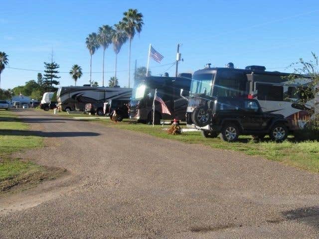 Camper submitted image from El Ranchito at Resaca Bend RV Park - 3