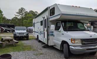 Camping near Oak Plantation Campground: Lake Aire RV Park, Johns Island, South Carolina