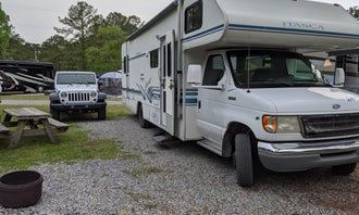 Camping near Givhans Ferry State Park: Lake Aire RV Park, Johns Island, South Carolina