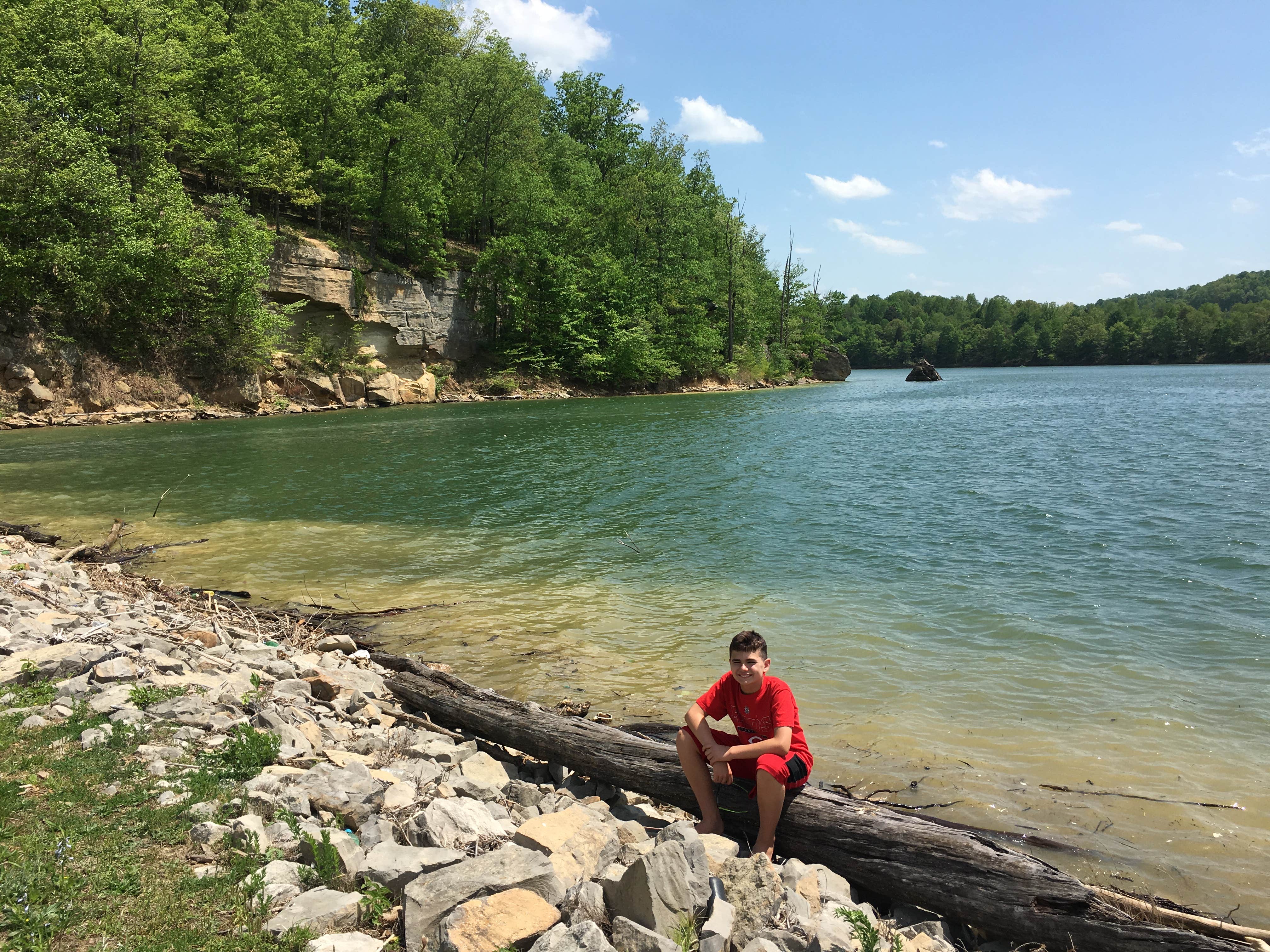 Escape to Yatesville Lake: Kentucky's Hidden Gem for Outdoor Adventures