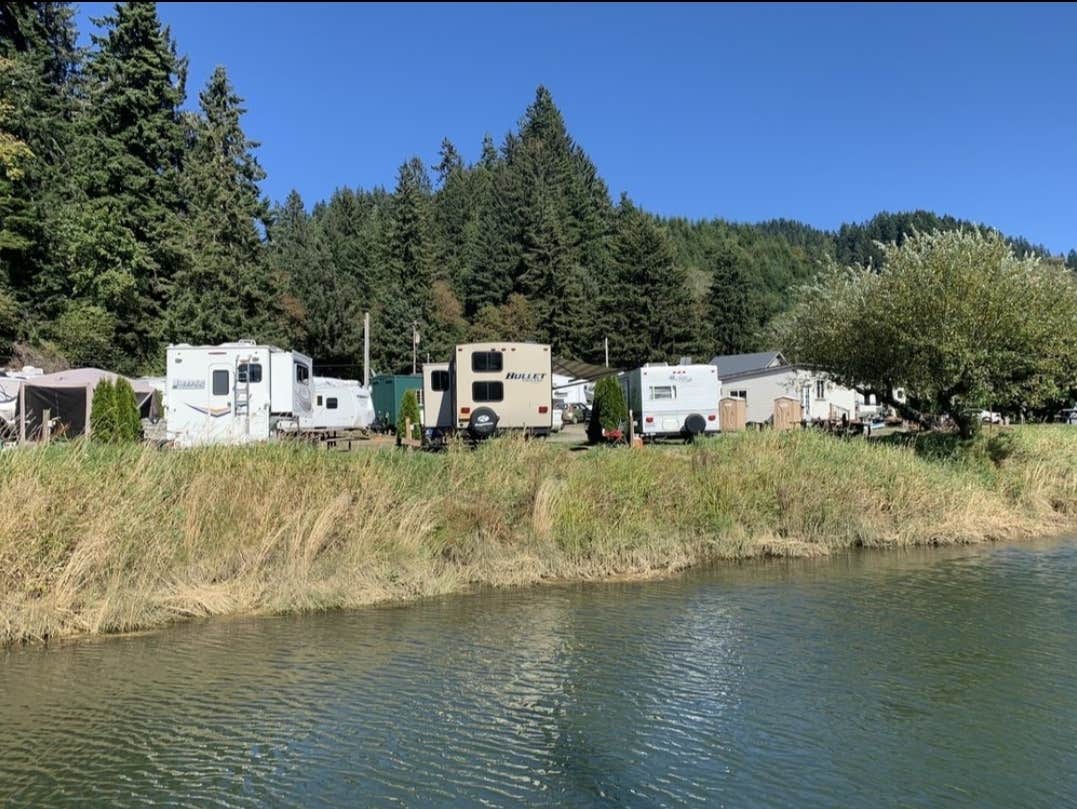 Camper submitted image from Sunset Landing RV Park - 3