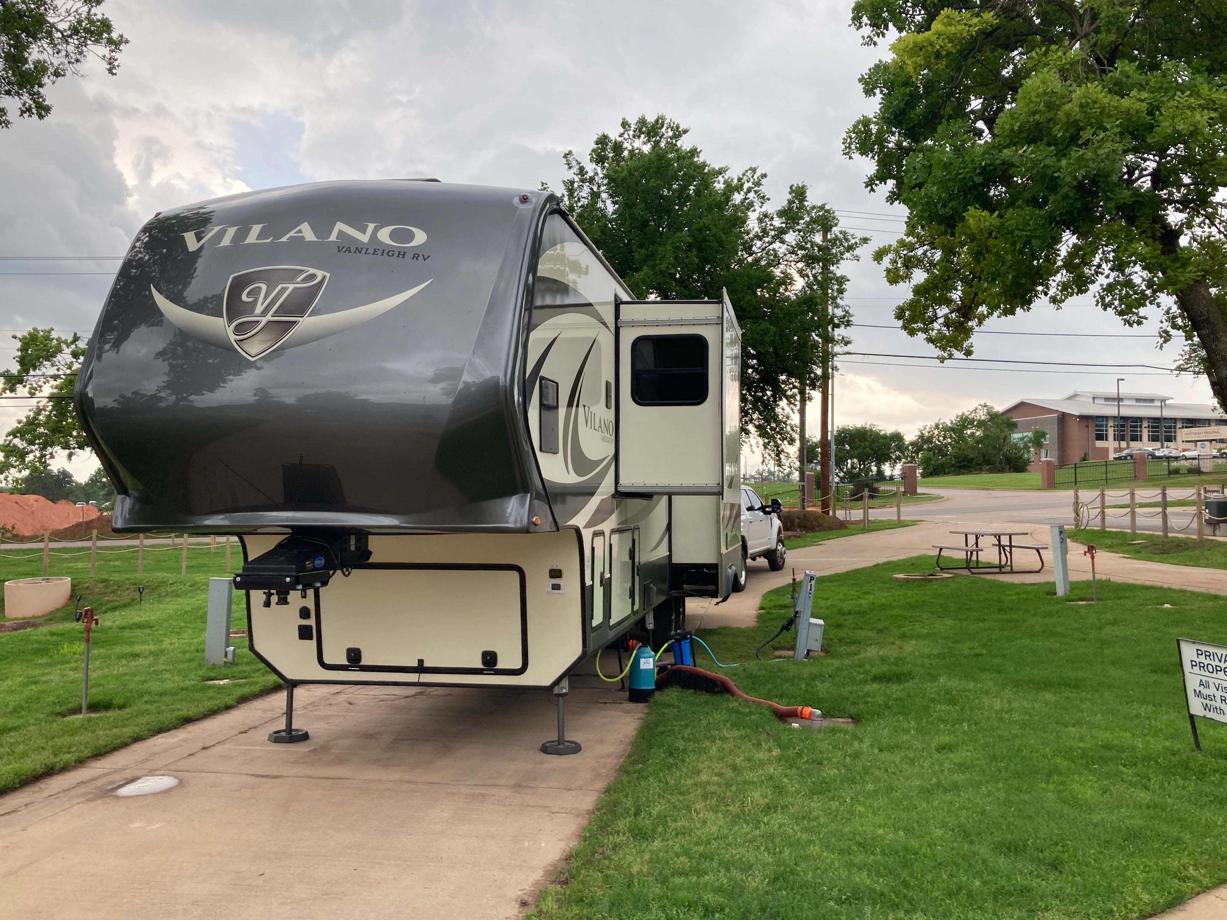 Camper submitted image from Twin Fountains RV Park - 3