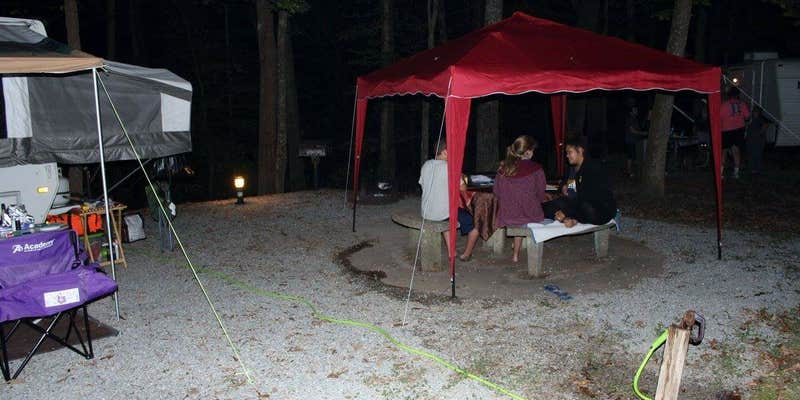 Camper submitted image from Pin Oak Campground — Natchez Trace State Park