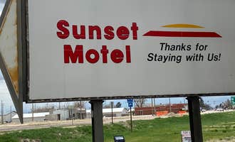 Camping near Jeske’s Over The Hill Campground: Sunset Motel and RV Park, Alliance, Nebraska
