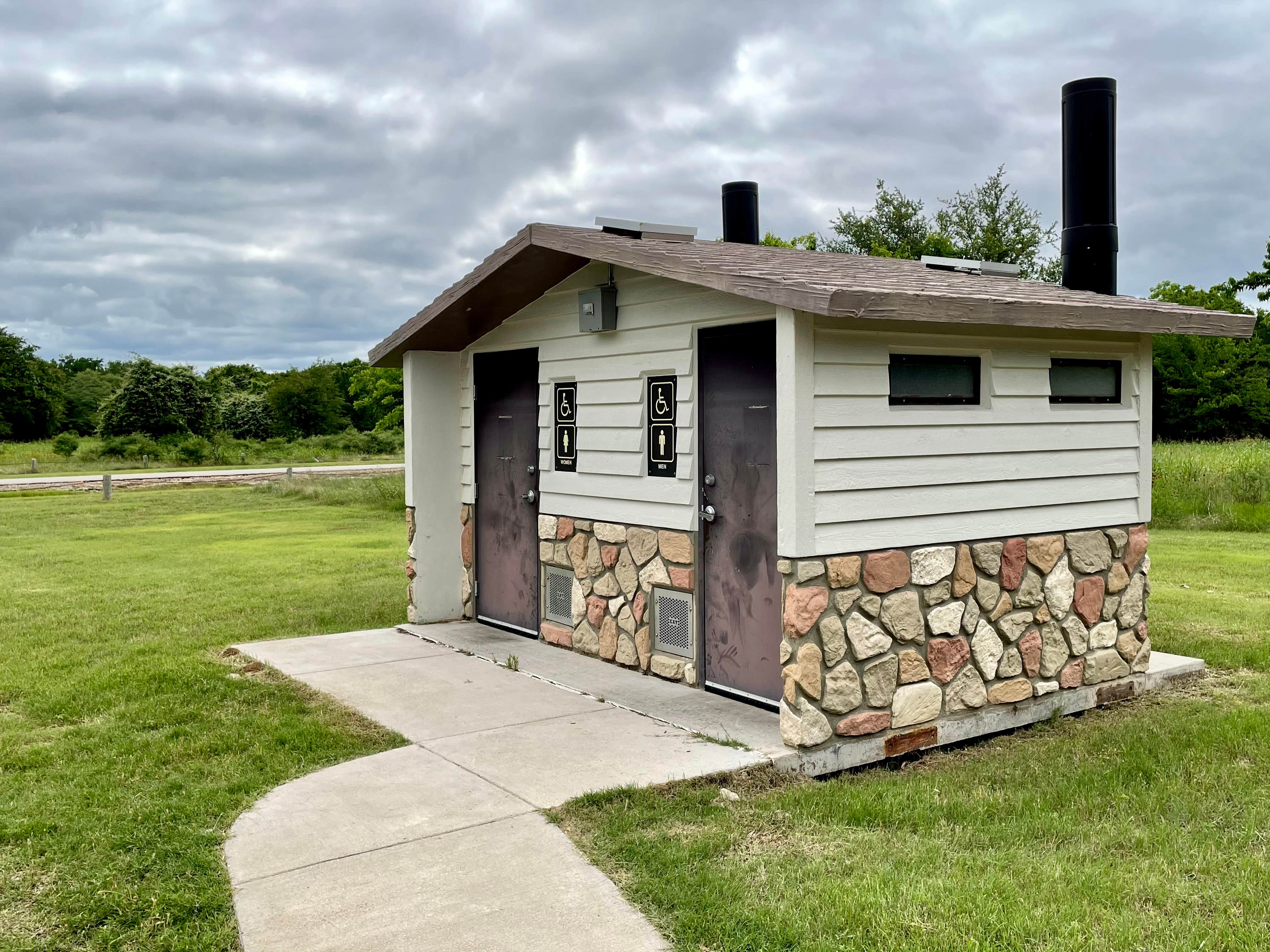 VanpeDiem D.'s photo of glamping accommodations at Steel Creek Park near Burleson, TX