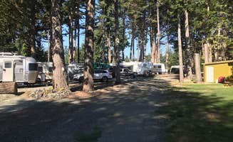 Nicole  B.'s photo of rv camping at b.side motel+rv near Port Orford, OR