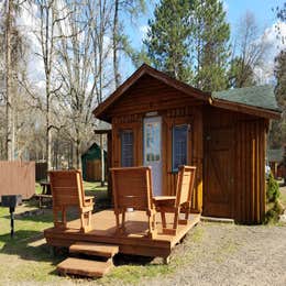 Log Cabin Resort and Campground
