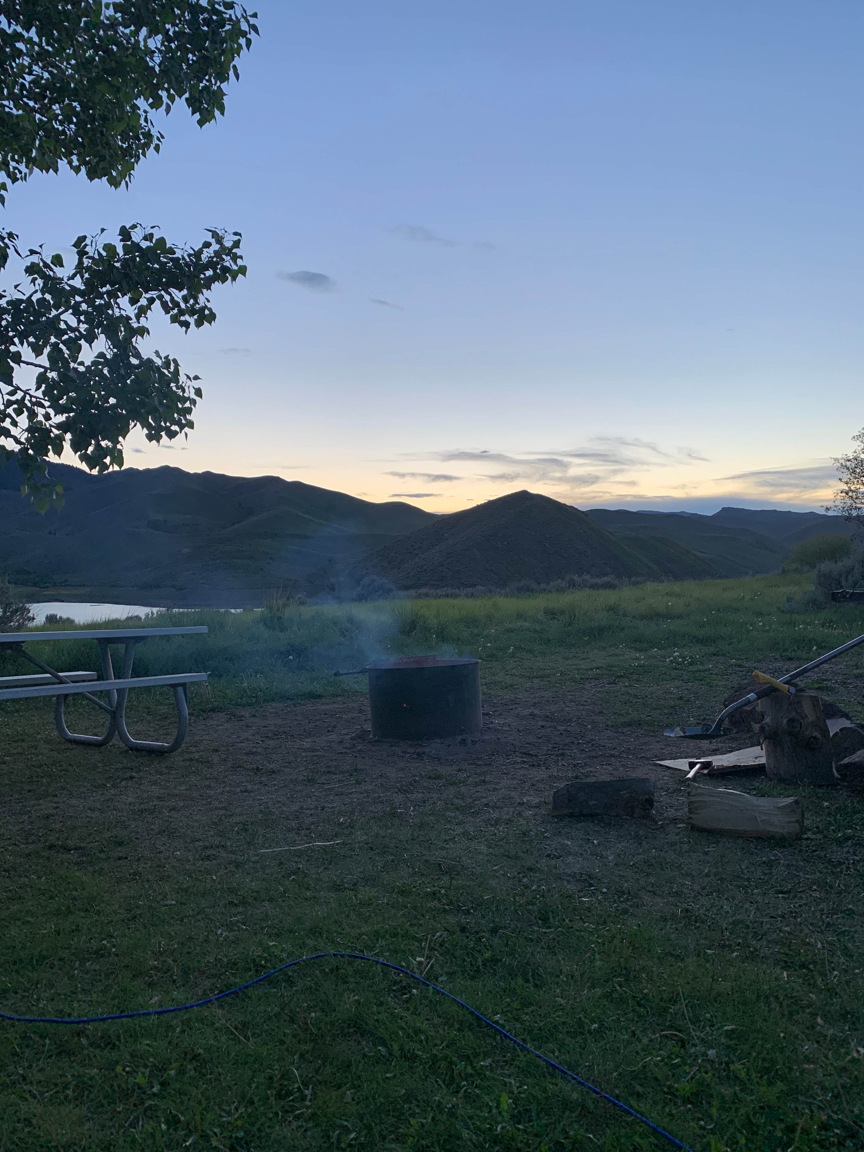 Camping near Lava Flow Campground — Craters of the Moon National Monument: Little Wood River, Picabo, Idaho