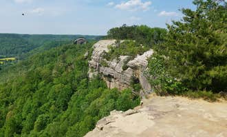 Camping near Middle Fork Campground — Natural Bridge State Resort Park: Red River Gorge Campground, Slade, Kentucky