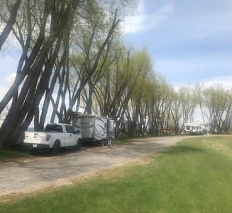 Camper-submitted photo from Jolley Camper RV & Cottages