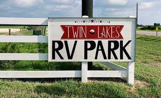 Camping near Brackenridge Park & Campground: Twin Lakes RV Park, Edna, Texas