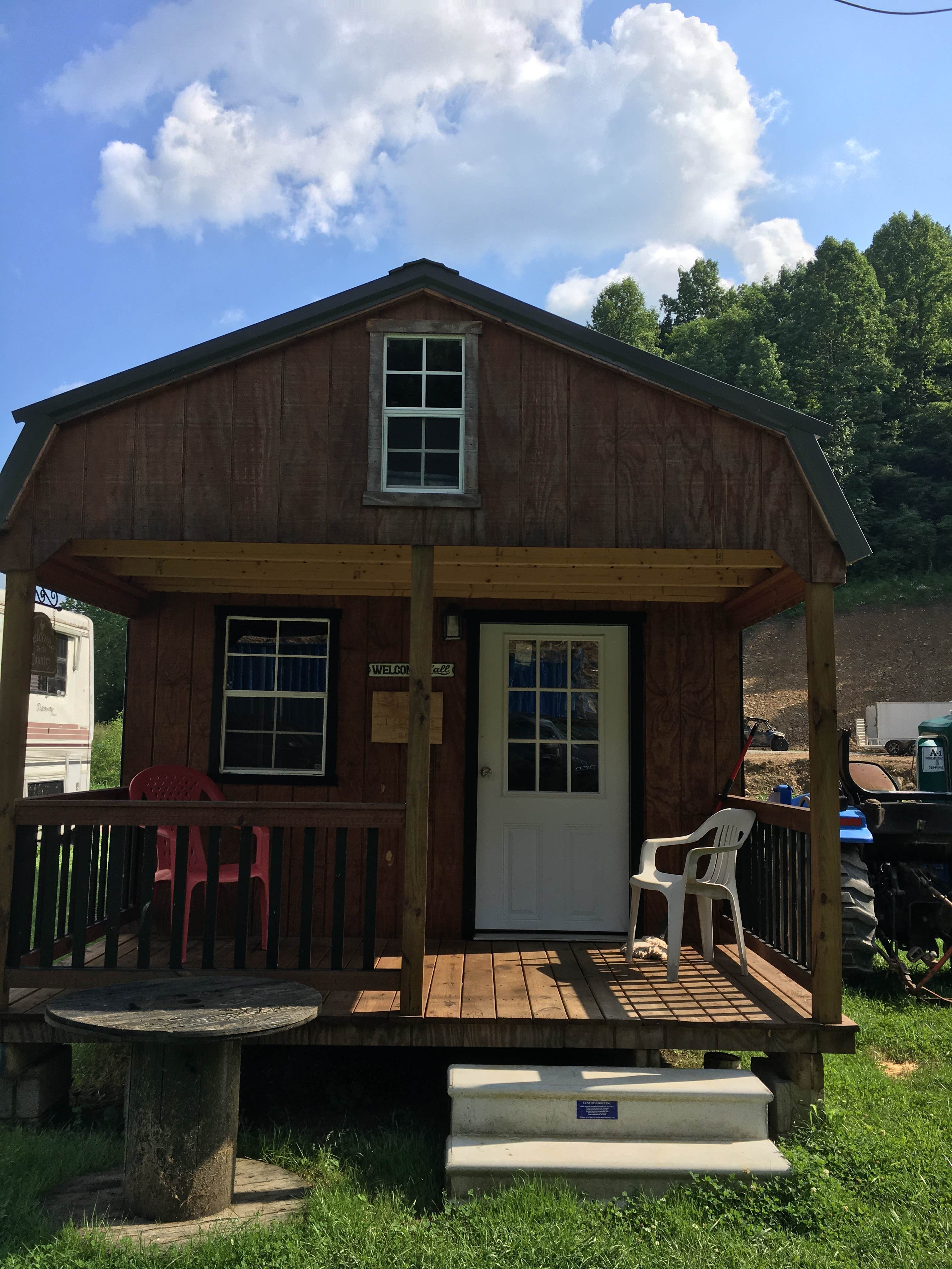 Pooch&#x27;s photo of a cabin at Pappy&#x27;s Creekside Camp near Paintsville, KY