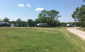 Camping near Randlett Park: Collier Landing, Elgin, Oklahoma