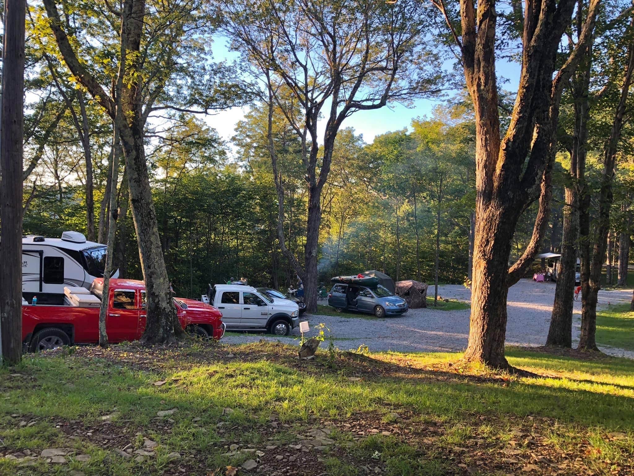 Camping near Spruce Knob Lake Campground: Back Ridge Shadows, LLC, Circleville, West Virginia