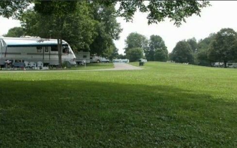 Camper submitted image from Hickories Park Campground - 2