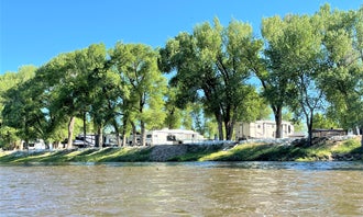 Camping near Western Hills Campground: Deer Haven RV Park, Saratoga, Wyoming